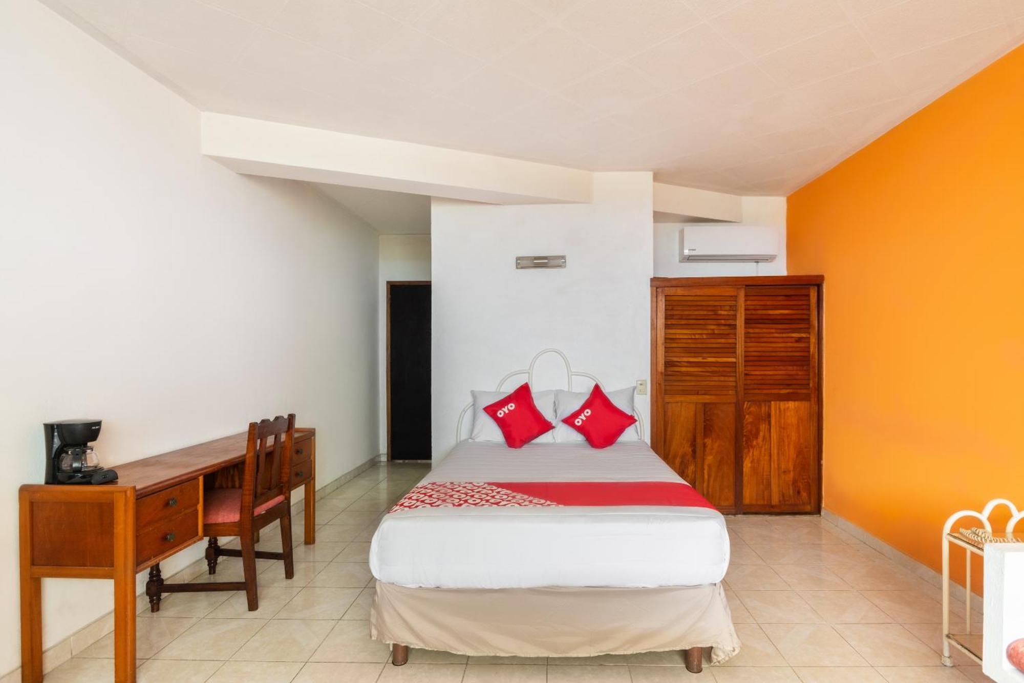 Oyo Hotel Casa Blanca Martínez de La Torre Zewnętrze zdjęcie