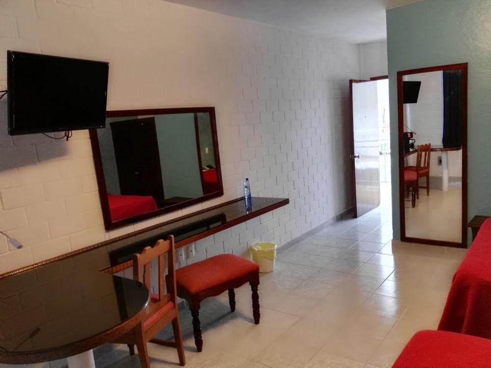 Oyo Hotel Casa Blanca Martínez de La Torre Zewnętrze zdjęcie
